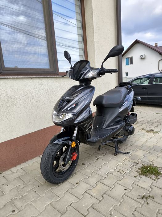 Vând Ride Twister 125