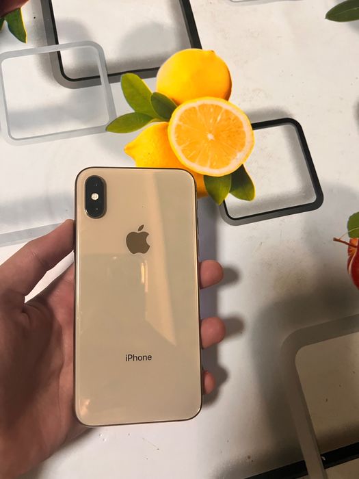 iPhone XS tegiga javob