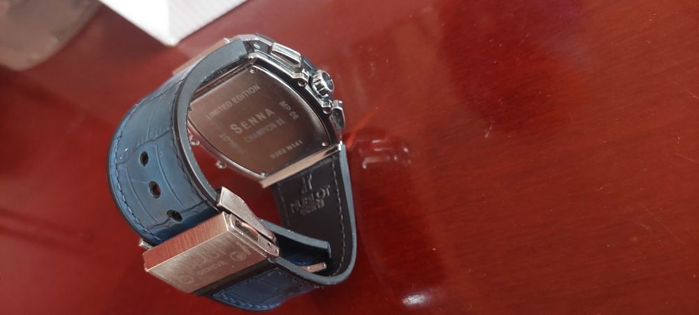 Продам мужские часы Hublot.