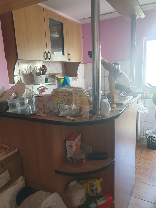 Vând apartament  cu 2 camere și sufragerie