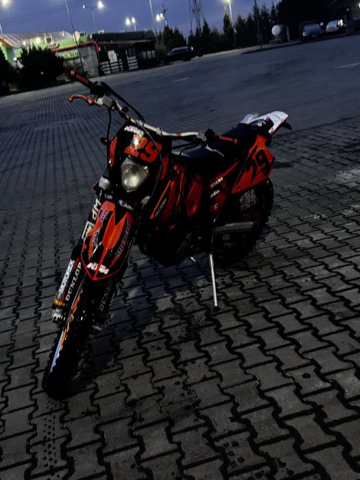 Vand ktm 525 exc cu acte si fiscal!! Sau schimb cu ceva de strada..