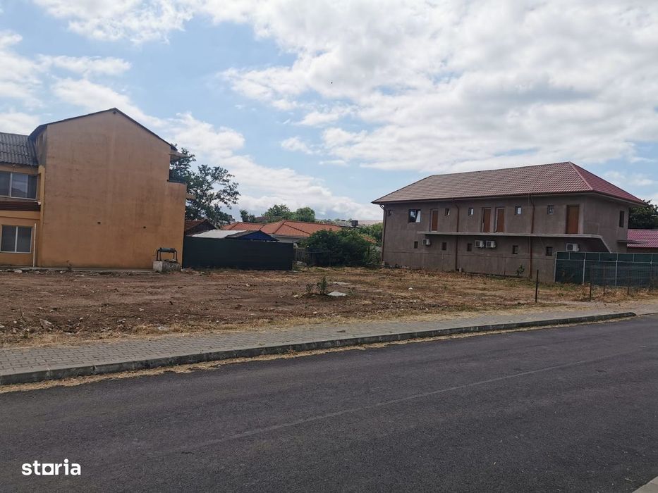 Teren de vânzare ultracentral în 2 Mai