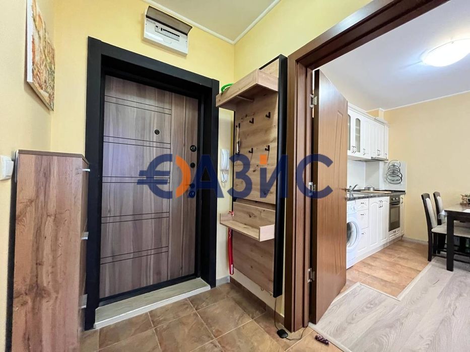 Продава се Двустаен апартамент в Несебър - 69 кв.м за 1232 €/кв.м - Снимка #13