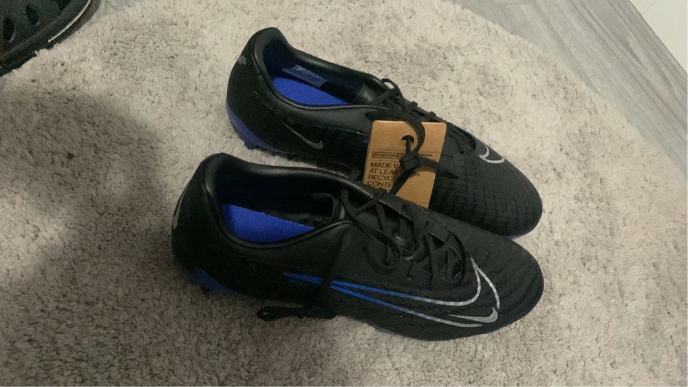 Pantofi sport cu cramponi originali noi