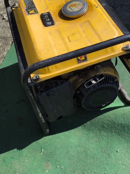 Продам генератор