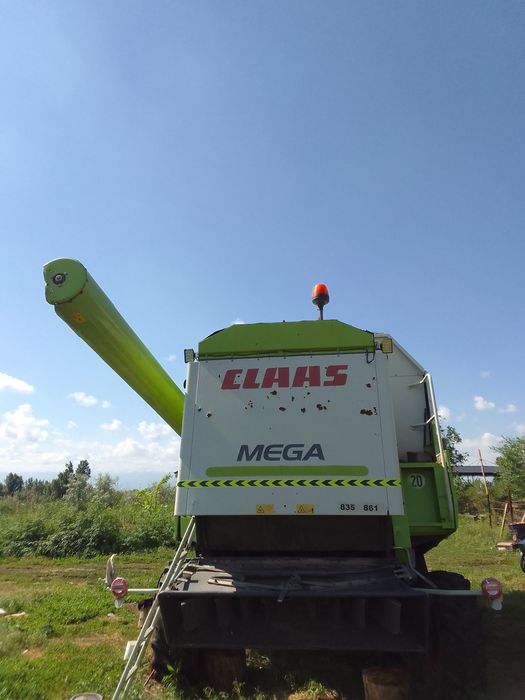 Продам Комбайн Class Mega 350