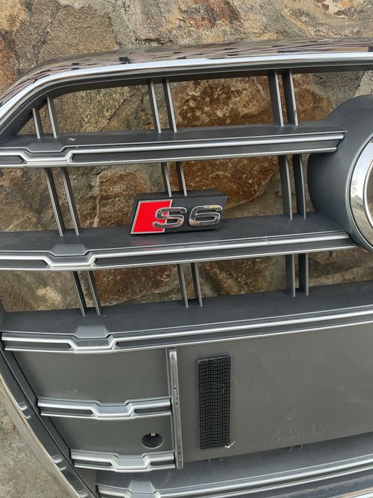 Grila central Audi S6 C7.5