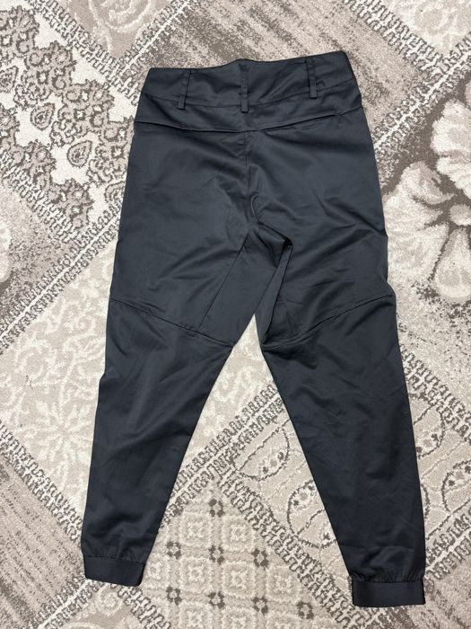 Продам джоггеры Nike