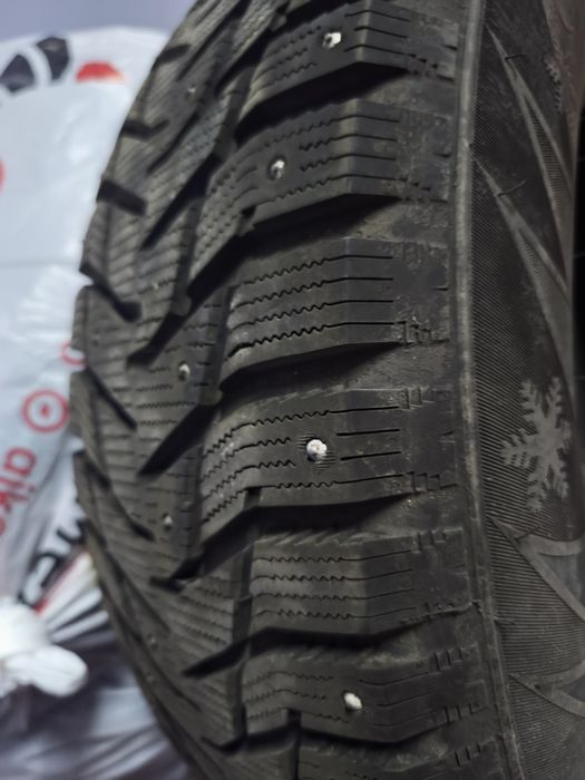 Шины 245/65 R16 шипованнве