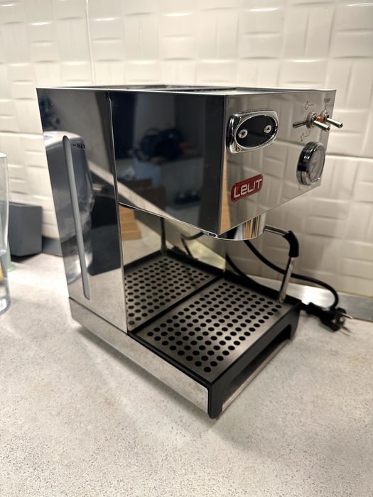 Espressor Lelit Anna PL41TEM – PID, stare foarte bună, cu accesorii