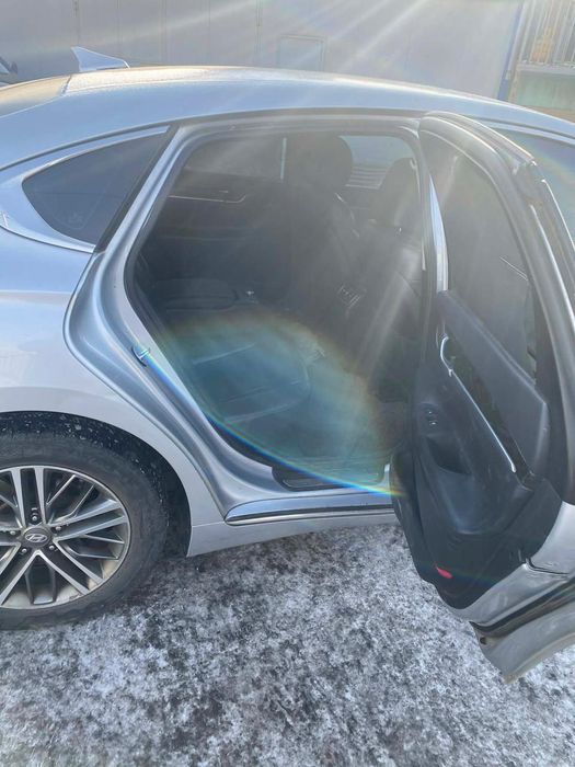 Продам хуйндай грондеуер