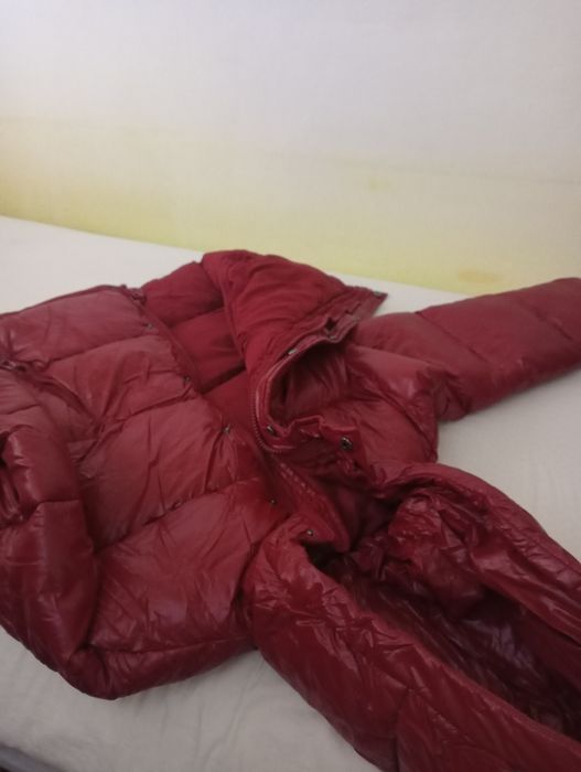 Vând haine dama groase 180 lei