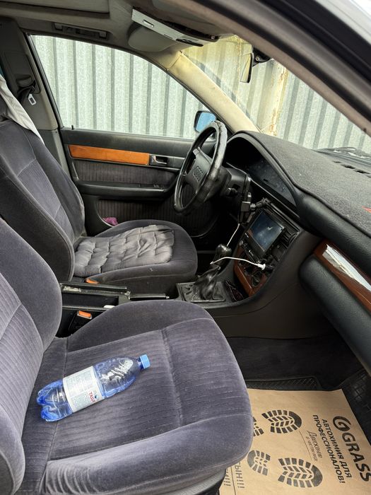 AUDI 100      1994года quatro