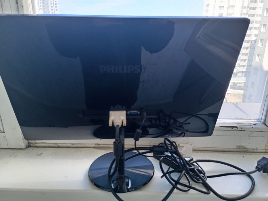 Монитор PHILIPS g