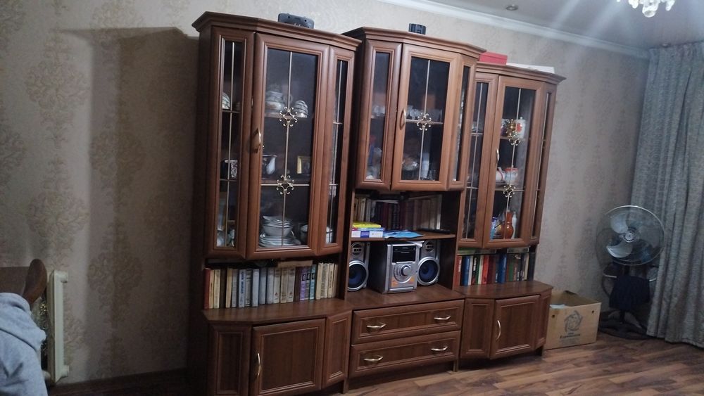 Продам стенку для гостиной