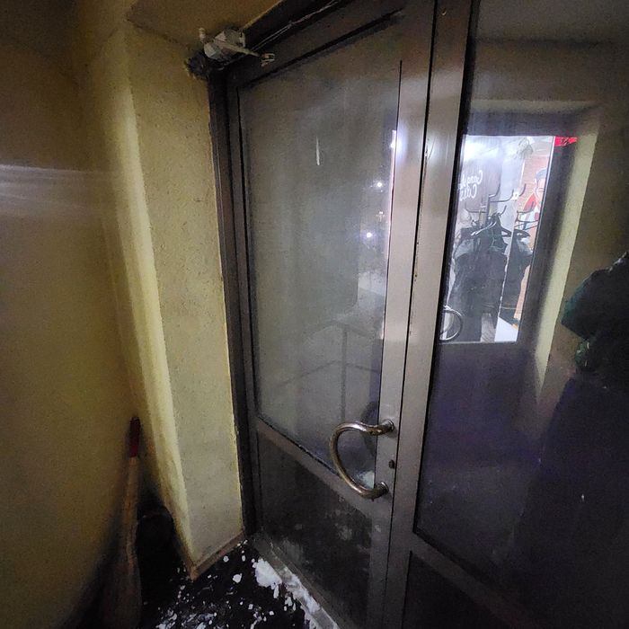 Сдам помещение в центре, проспект Ауэзова 49А