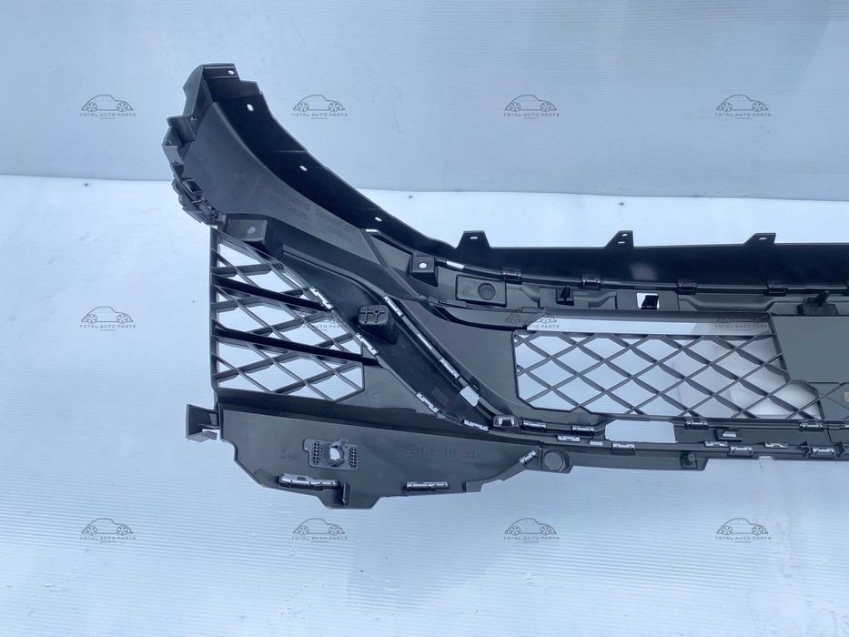 Grila bara fata Renault Captur 2 RS 2019+ noua originala Renault