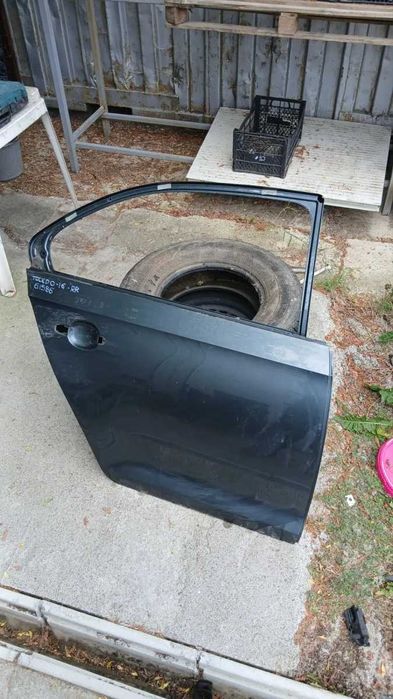 Врата Seat Toledo 2016