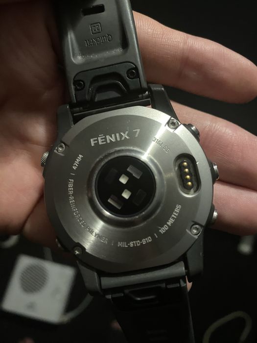 Продаю Garmin Fenix 7