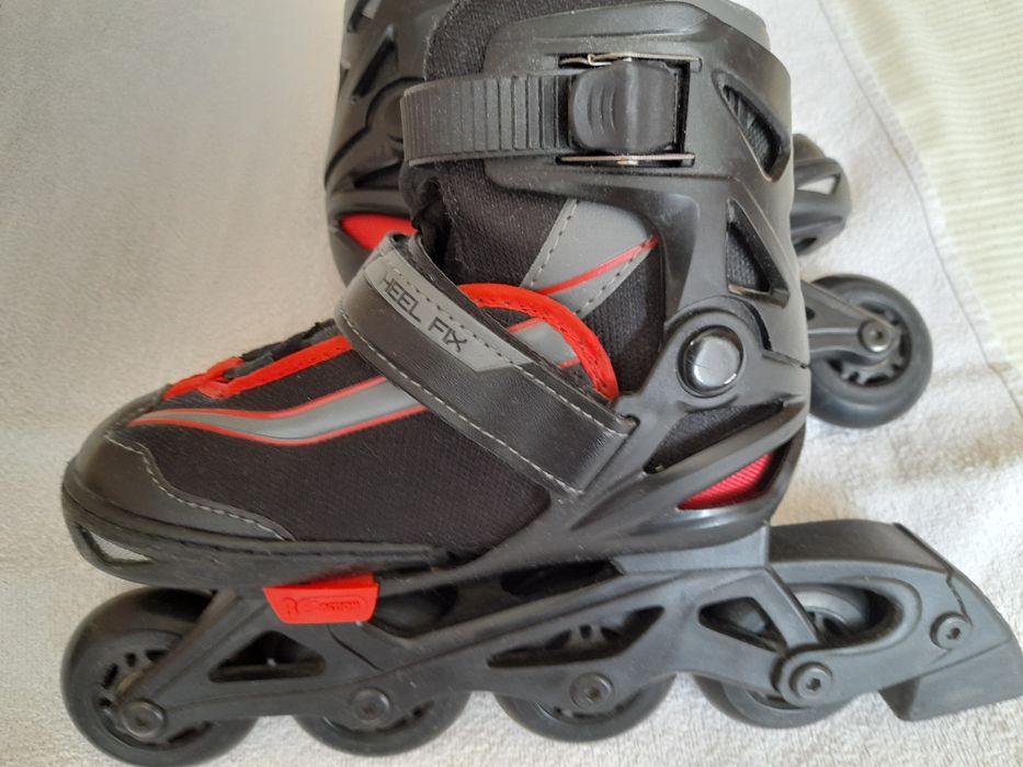 Срочно продам коньки роликовые