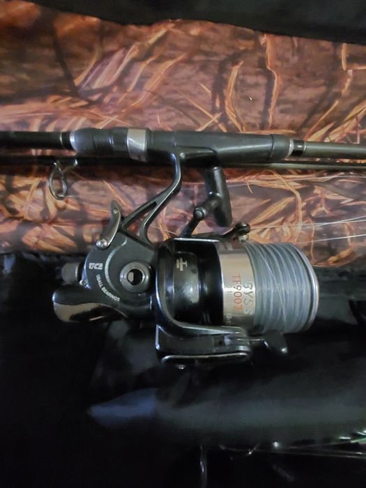 Продавам един от двата комплекта