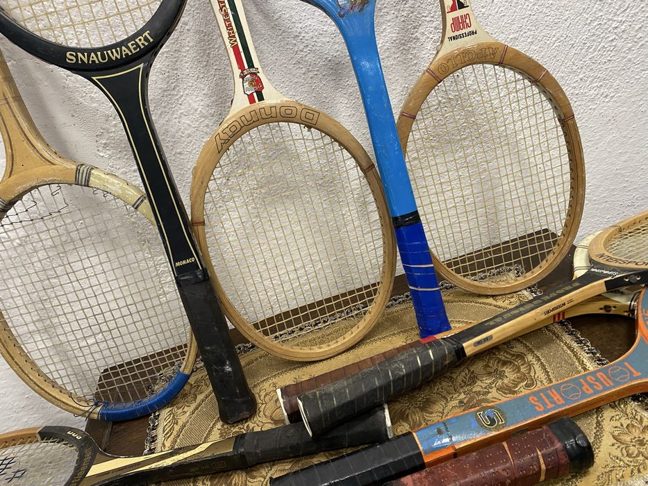 Голяма колекция на ретро тенис ракети дървена ренис ракета
