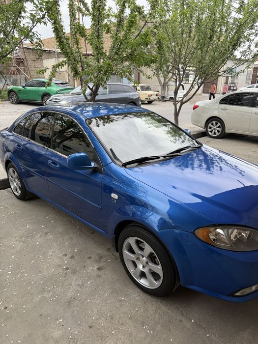 jentra moshinam sotiladi