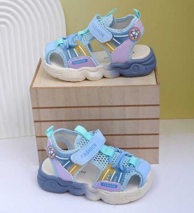 Страхотни детски обувки / сандали Shein