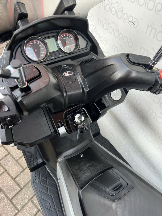 Motoideea vinde  KYMCO MYROAD 700 2016 ABS Rate Garantie