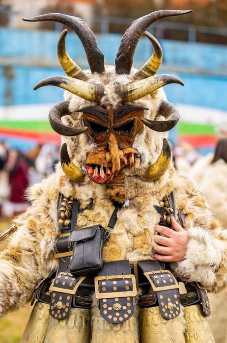 Кукерски маски, ликове, сурати