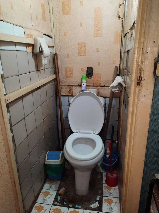 СВОЯ Продаётся ХАМЗА/Чиланзар-3кв 2-комн.1-этаж 4-этажки 63500у.е