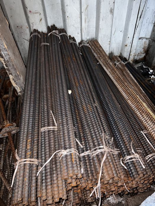 Болт стяжной тайрот