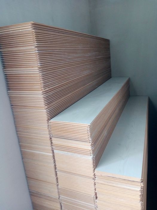 Дверь и ламинат 10/50