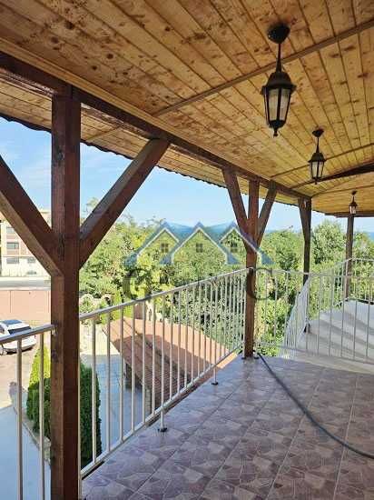 Къща за две семейства 198м2, 2 гаража, 268000 евро, Ален мак