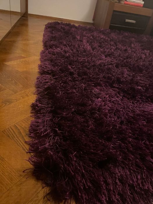 Covor pufos, in stare foarte buna