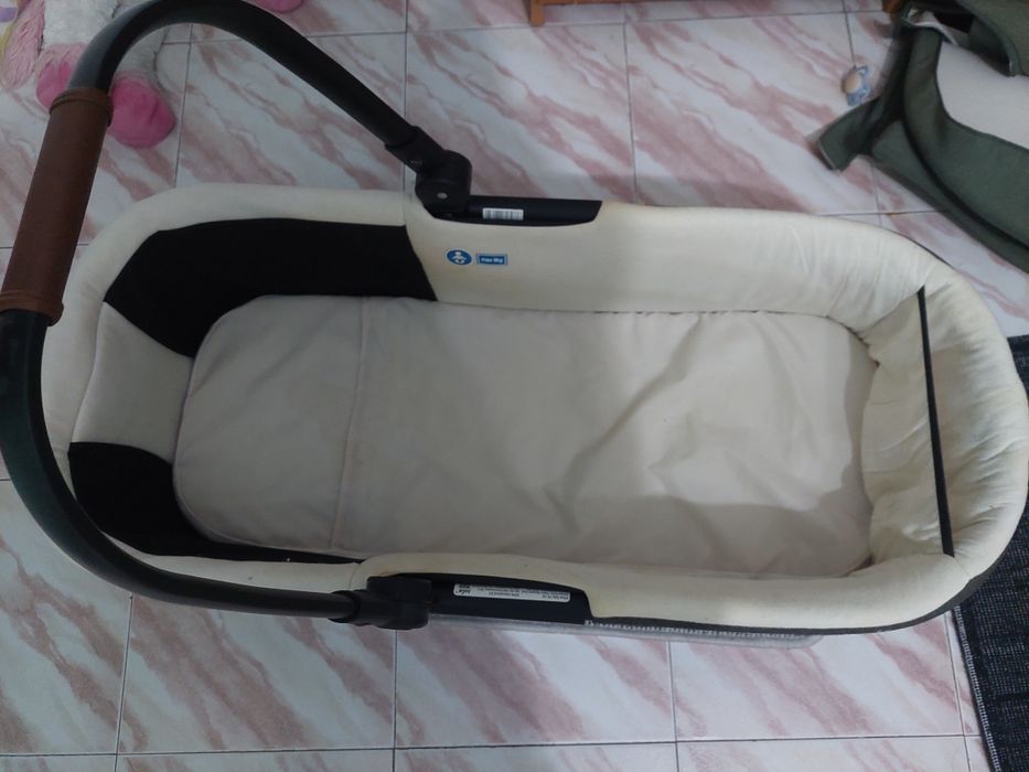 Landou Joie verde + protecție landou + protecție solară