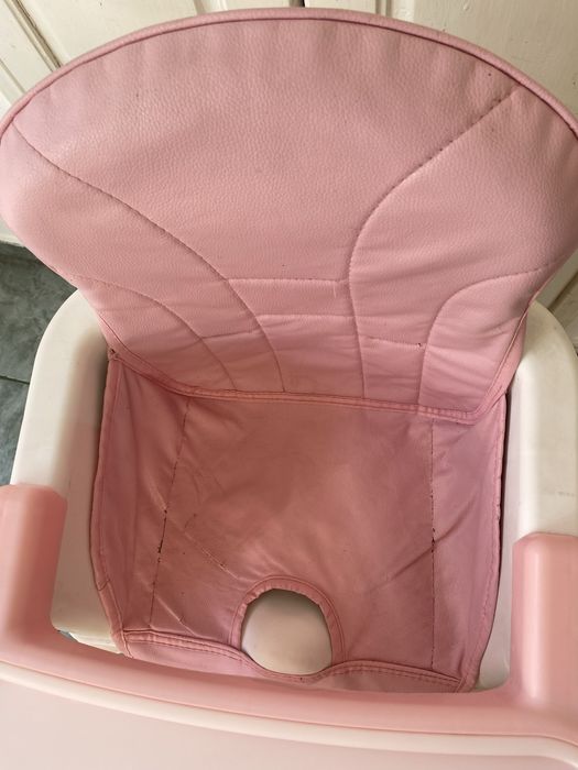 Scaun de masa Bebe