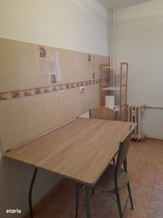 Apartament 3 camere Tineretului langa parc si metrou.