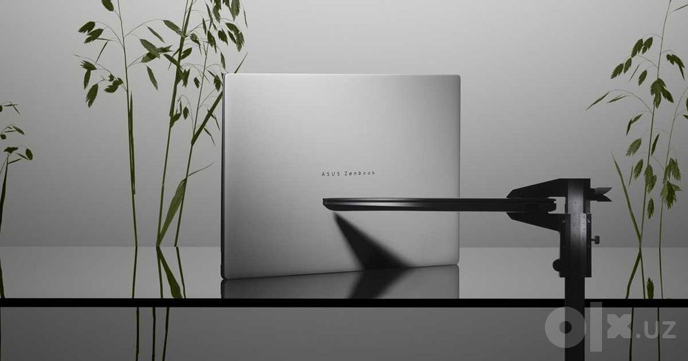 Asus Zenbook S14 OLED 3K 120Hz Intel Core Ultra 9-386H 32GB DDR5 1TB