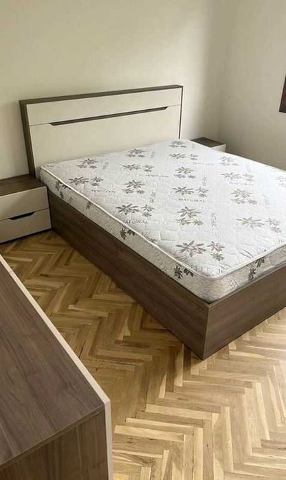 Дава се под наем Тристаен апартамент в Пловдив, Център - 100 кв.м за 500 € - Снимка #3