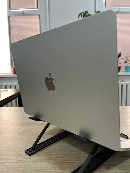 Macbook M2 Air 15" 8/256GB