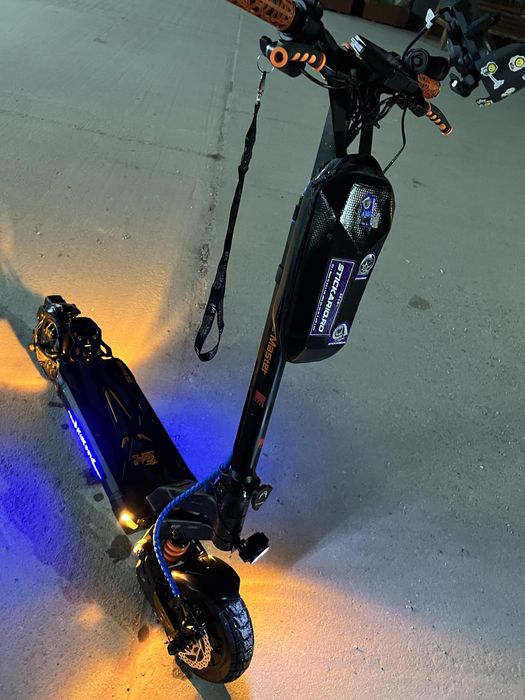 Kukirin g2 master, intretinut și TUNAT , top speed 70km\h.