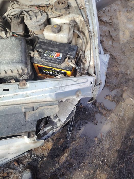 Продам ваз 2114 после ДТП на ходу