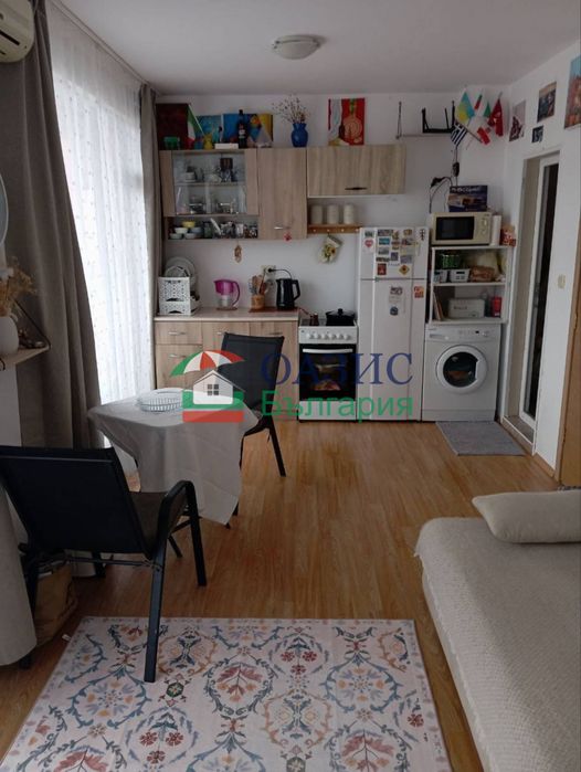 # 33268700 студио в Слънчев ден 6. Общо: 39кв м, 4ет,