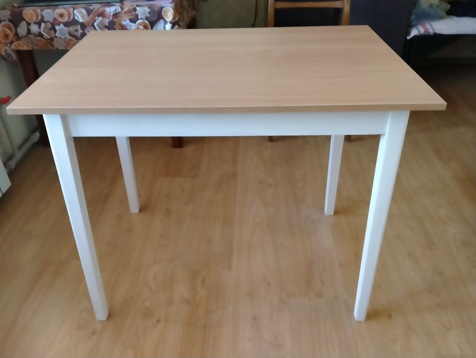 Продам стол деревянный 93х63х75см