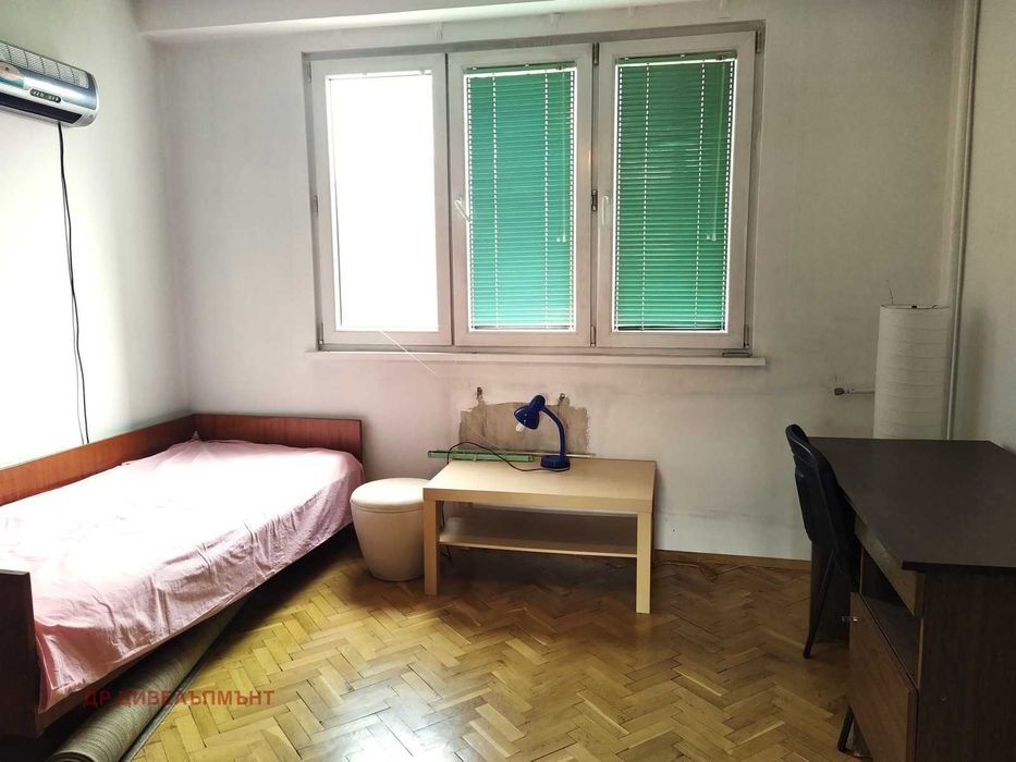 Дава се под наем Двустаен апартамент в София, Разсадника - 76 кв.м за 382.5 € - Снимка #10