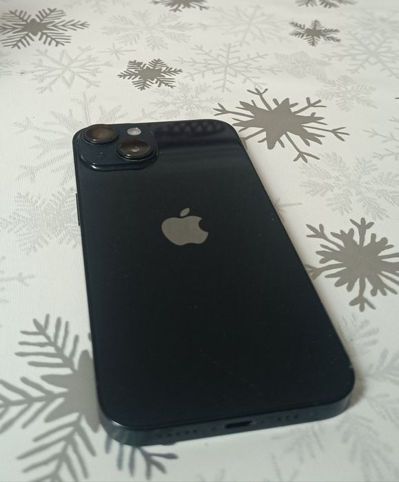 Продам телефон Apple 14