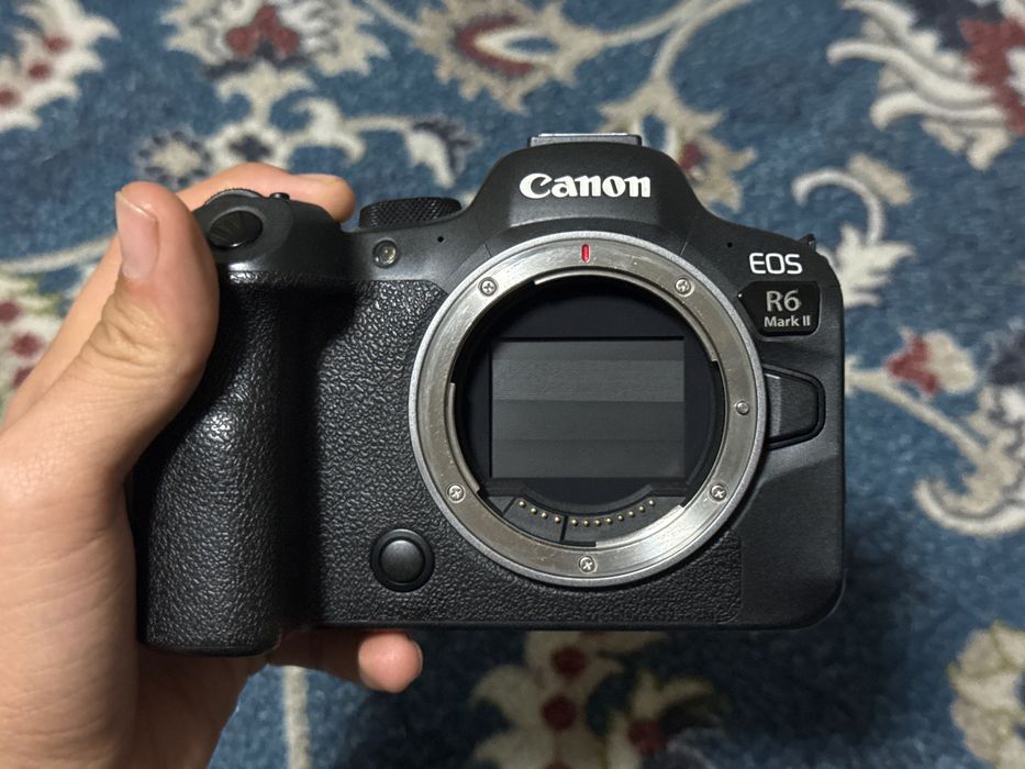 Canon R6 mar ii sotiladi