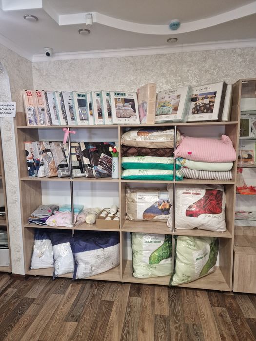 Продам шкаф, вешалки, полки, стойки