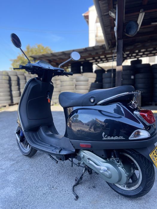 Vand piaggio vespa lx 50 inmatriculat